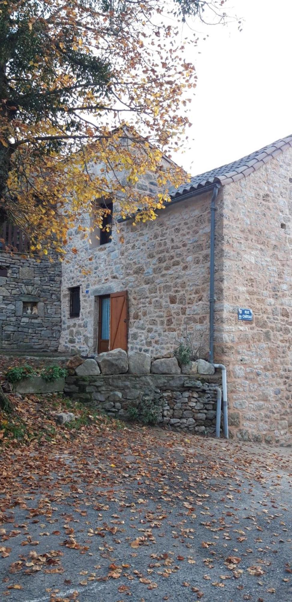 Gite Le Jaya Saint-Georges-de-Luzençon Eksteriør bilde